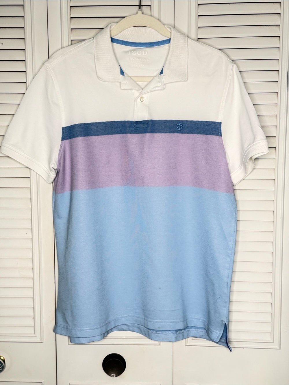 Izod Polo Shirt Mens M White Lavender Blue‎ Good Short Sleeve Colorblock